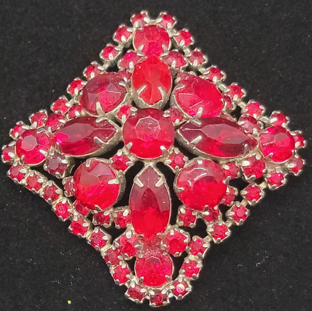Vtg Red Rhinestone Brooch Possibly by D&E / Juliana
