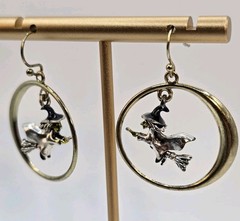 Avon 2008 Flying Witch Earrings Halloween Dangle Gold Tone Hoop Vintage Costume