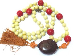 CHINESE VINTAGE CINNABAR JADE BEAD NECKLACE CARVED AMBER PENDANT, Silver Clasp