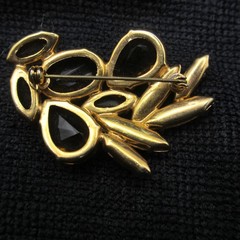 Vintage Rhinestone Brooch Golden Brown Gold Tone