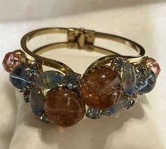 Vintage DeLizza & Elster (D & E, Juliana) Peach and Blue Clamper Bracelet