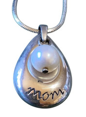 MOM Pendant Sterling Silver With White Pearl Choker Necklace 16” Mother’s Day