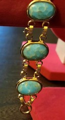 BEAUTIFUL Vintage Judy – Lee Gold Toned Bracelet with light blue stones 7″