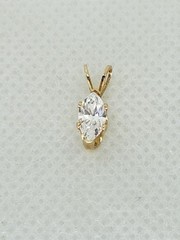 Vintage Pretty 14K Yellow Gold Marquise CZ Navette Solitaire Pendant – 0.35 tcw