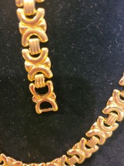 Avon necklace and bracelet book link or x and o. Vintage. Goldtone