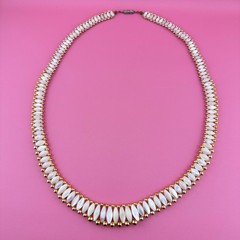 Vintage Polished MOP Necklace Oval Barrel Shape Gold Tone Bead Border Graduated