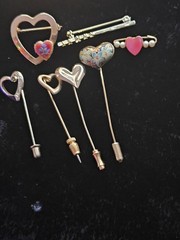 Lot of 7 Vtg/Mod Goldtone Heart Pins Stick Cloisonne Flower Heart Locket Bar Pin