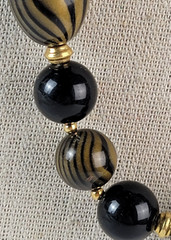 Vintage Black And Gold Color Fusion Plastic Beaded Necklace 30″ Spring Ring