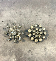 Vintage Lot of 2 Silver Tone Flower/ Snowflake Brooch Pin Set Rhinestone