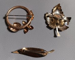 KREMENTZ Vtg Brooch Lot Of 3. All Signed On Pin. Pls See Pics & Description