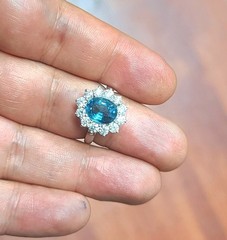 Vintage 18K White Gold Engagement Ring 2.84ct. Natural Teal Blue Sapphire Oval