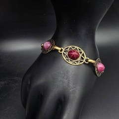 Red Pink Faux Star Ruby Bracelet Brass Filigree Links Vintage Costume Jewelry