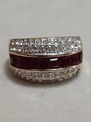 Vintage layered CZ white & red channel set unisex gold tone ring size 7