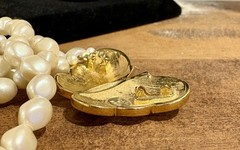 Vintage Womans Necklace “KJL For Avon”Butterfly Faux Pearls See Description