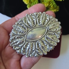 Vintage 50s Silver Plated Repousse Metal Oval Victorian Style Pin Brooch