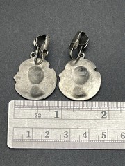 VTG Art Nouveau Lady Portrait Clip On Earrings Silver Tone Mucha Style Dangle