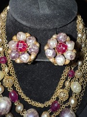Vintage Gold Toned Necklace And Earrings w/ Purple Stones, Lilac Beads & Pearls