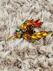 Vintage Fall Colors Leaf Brooch Open Back Design