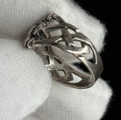 VTG Sterling Silver Celtic Knot Wide Band Ring Size 6 Hands Heart 10mm wide 925