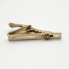 Modernist Open Metal Rectangle w Crystal Gold Tone Short Vintage Tie Clip Clasp