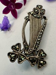 Vintage EFE 935 Sterling Silver Marcasite Harp & Clover Celtic Brooch Pin Signed