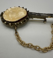 Vintage Banjo Shape Brooch/Pin With Pearlized Inset