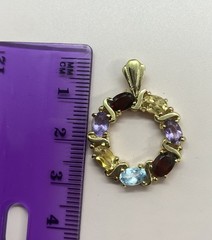 Vintage 925 Sterling Silver Vermeil Multi Gemstone Round Wreath Pendant