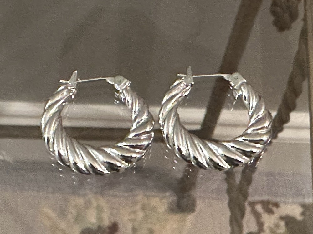 Vintage Signed Monet Textured Silver Tone Pierced Hoop Earrings 3/4”