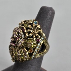 Heidi Daus Gold-Tone Filigree Floral Style Ring Colorful Crystals/Rhinestone 7