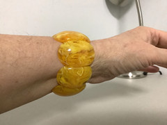 Vintage Art Deco faux egg yolk amber lucite bracelet large link stretch beauty