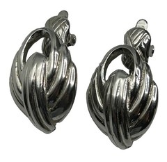 Vtg TRIFARI SILVER TONE ABSTRACT CLIP ON EARRINGS 1 1/8” Swirl Classic Ribbed