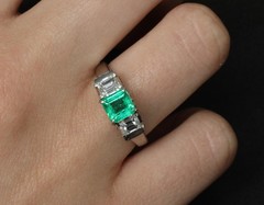 Rare 0.91ct GIA Colombian Emerald & 0.78ct Diamond Platinum Ring, Size 8.5