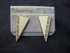 VINTAGE SAMUEL HUANG CLOISONNE EARRINGS SIGNED WHITE ENAMEL GOLD FILLED POST
