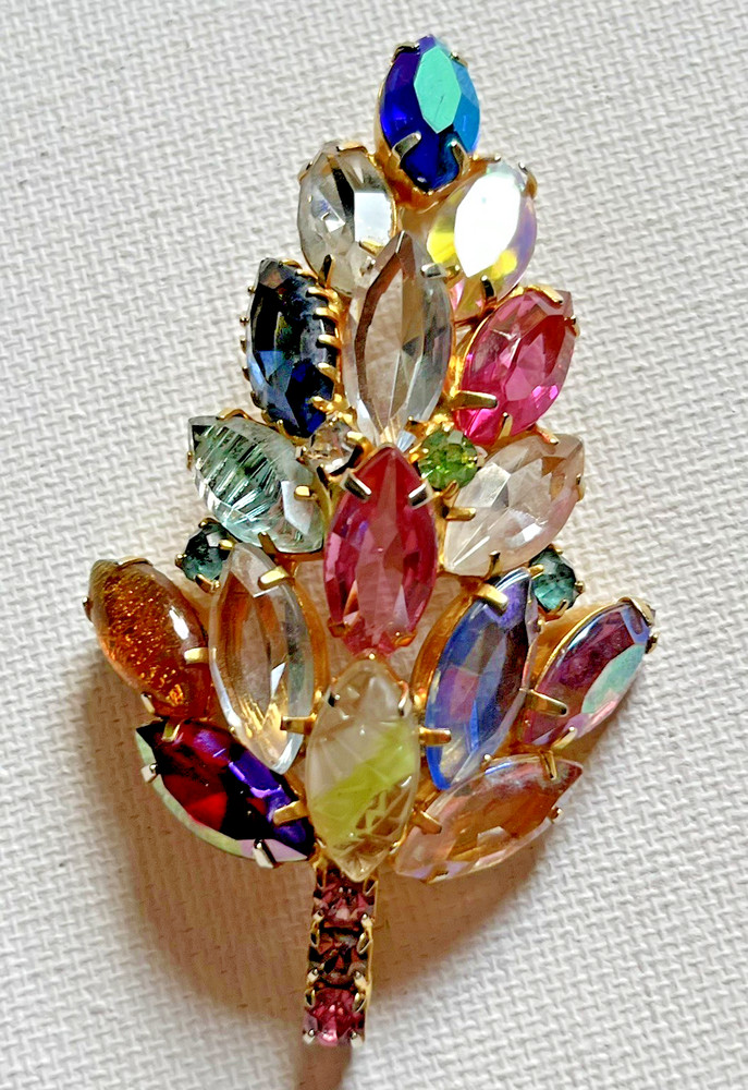 Vintage Juliana Delizza Elster Rhinestone Brooch Pin Textured Leaf Vaseline VGC