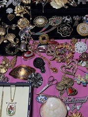 Costume Jewelry Brooch Lot Bakelite, Eisenberg, Jay Strongwater, Swarovski, JJ