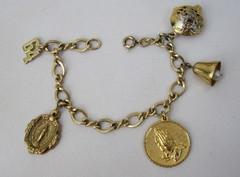 Vintage 12k G.F. Chain Bracelet 6 3/4″ with 5 Mixed Theme Charms