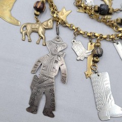 Vintage Mexican Folk Art Necklace Cowboys Indians Figural Dangling Charms 30″