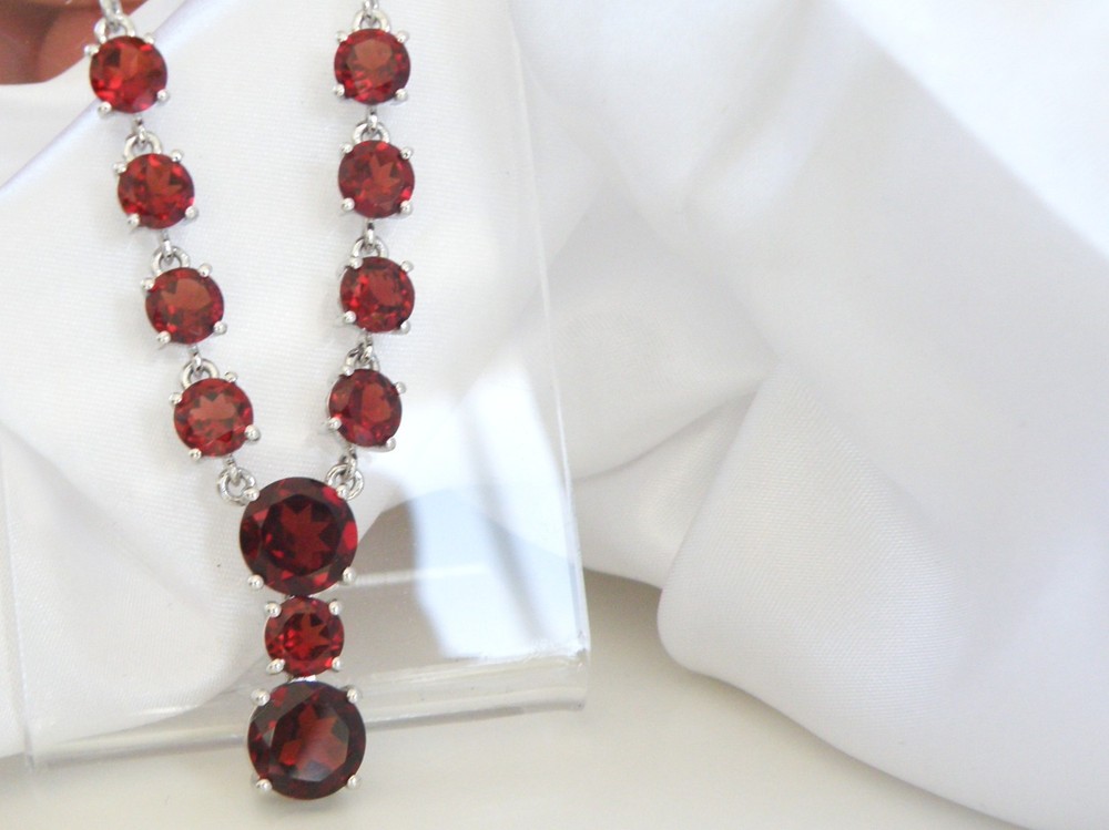 Sterling Silver 925 Natural Garnet Drop V Tennis Necklace
