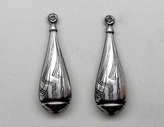 #0504 ANT’D STERLING SILVER PLATED VINTAGE DOUBLE SIDED DROP W/HANG RING – 1 PR