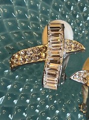Glamorous Designer Jarin Pave’ Faceted Crystal Rhinestone Clip Earrings Sparky
