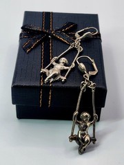 Vintage Estate Cherub Earrings Silvertone Angels On Swing Lever Back Renaissance