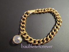 Vintage Gold Tone Curb Link Bracelet w/Small Mustard Seed Charm 7″