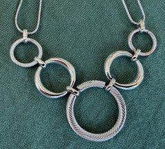 Y2K Era Liz Claiborne Necklace Signed LC silvertone Circle pendant 18.5 inches