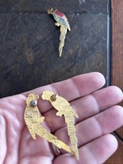 Cloisonné Enamel Parrot Brooch Pin And Earrings Set Gold tone Tropical
