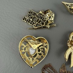 Vintage Brooch Pin Lot 14 Gold Tone Avon AJC Floral Mixed Costume