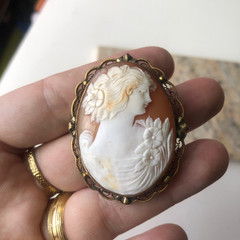 Beautiful Shell Cameo Brooch / Pendant , Vintage or Antique, Filagree Bezel
