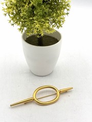 Vintage Matte Gold Tone Oval Ring Scarf Pin Brooch Modernist Minimalist 4″