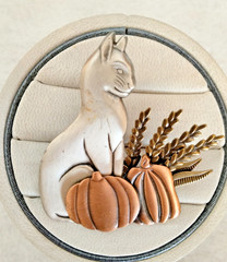 Vintage Multi-Metal Cat with Pumpkins Cat Brooch (160 – 2360)