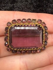 Vintage Rhinestone Brooch Gold Tone Purple READ