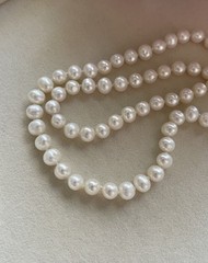 Vintage 14ct yellow gold genuine creamy pearl necklace